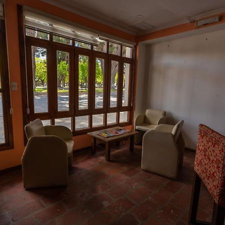 Pintó Terraza Albergue Esquel Exterior foto